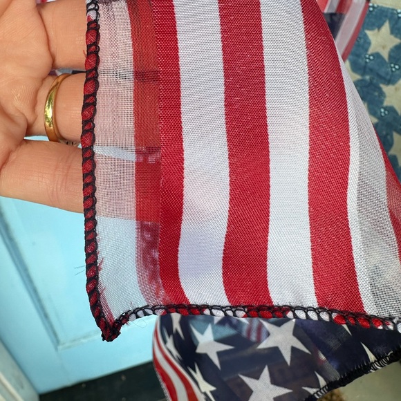 Two Vintage American Flag Scarves - Picture 9 of 14